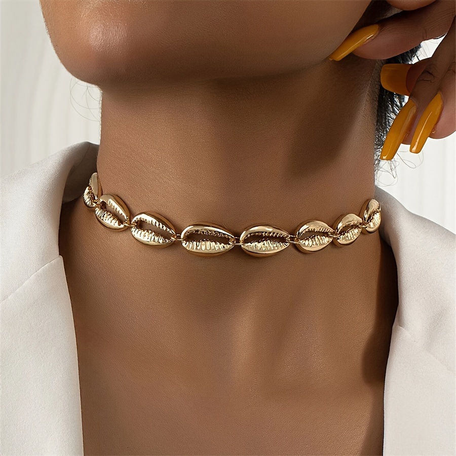 

1pc Bohemian Style Golden Shells Choker Necklace, Retro Fashion Clavicle Chain, Adjustable, Elegant Summer Jewelry Accessory For Girls