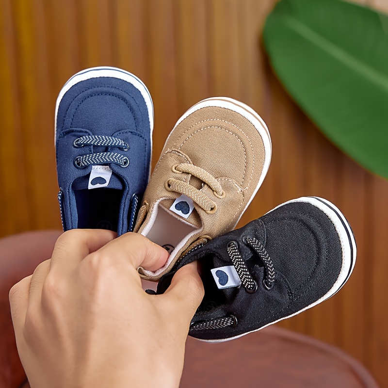Casual Slip-On Canvas Footwear for Newborns 0-1 Year, Breathable First Walker Sneakers for Both Genders