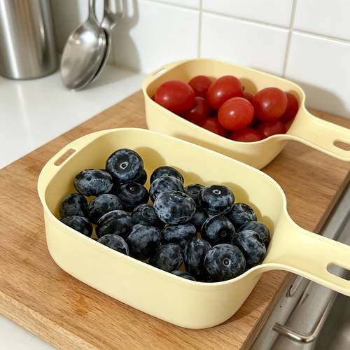 1pc easy to clean mini fruit draining basket with handle suitable for cherries and durable plastic kitchen strainer kitchen fruit rack