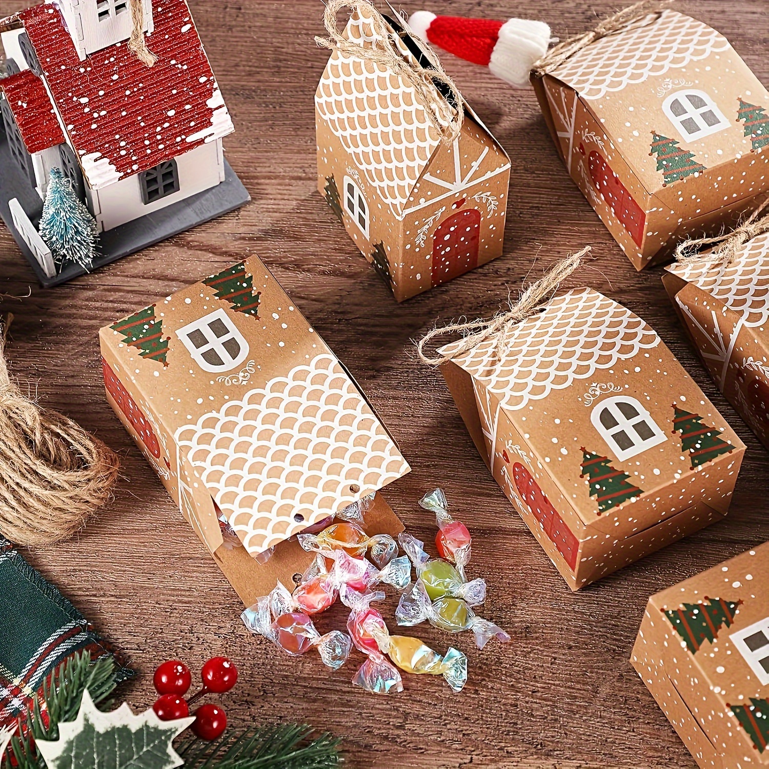 

50pcs Mini Paper Christmas Candy Box - Christmas Cottage Gift Box, Multi- Candy And Snack Packaging, Suitable For Party Gifts, Tree Ornaments, Wedding Guests Small Gifts