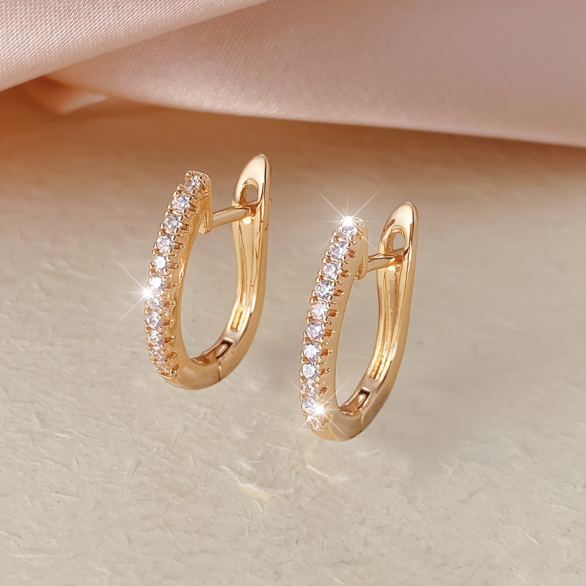 TEMU Geometric U-shaped Earrings For Women With A Simple, Stylish And Versatile Design For Ladies.