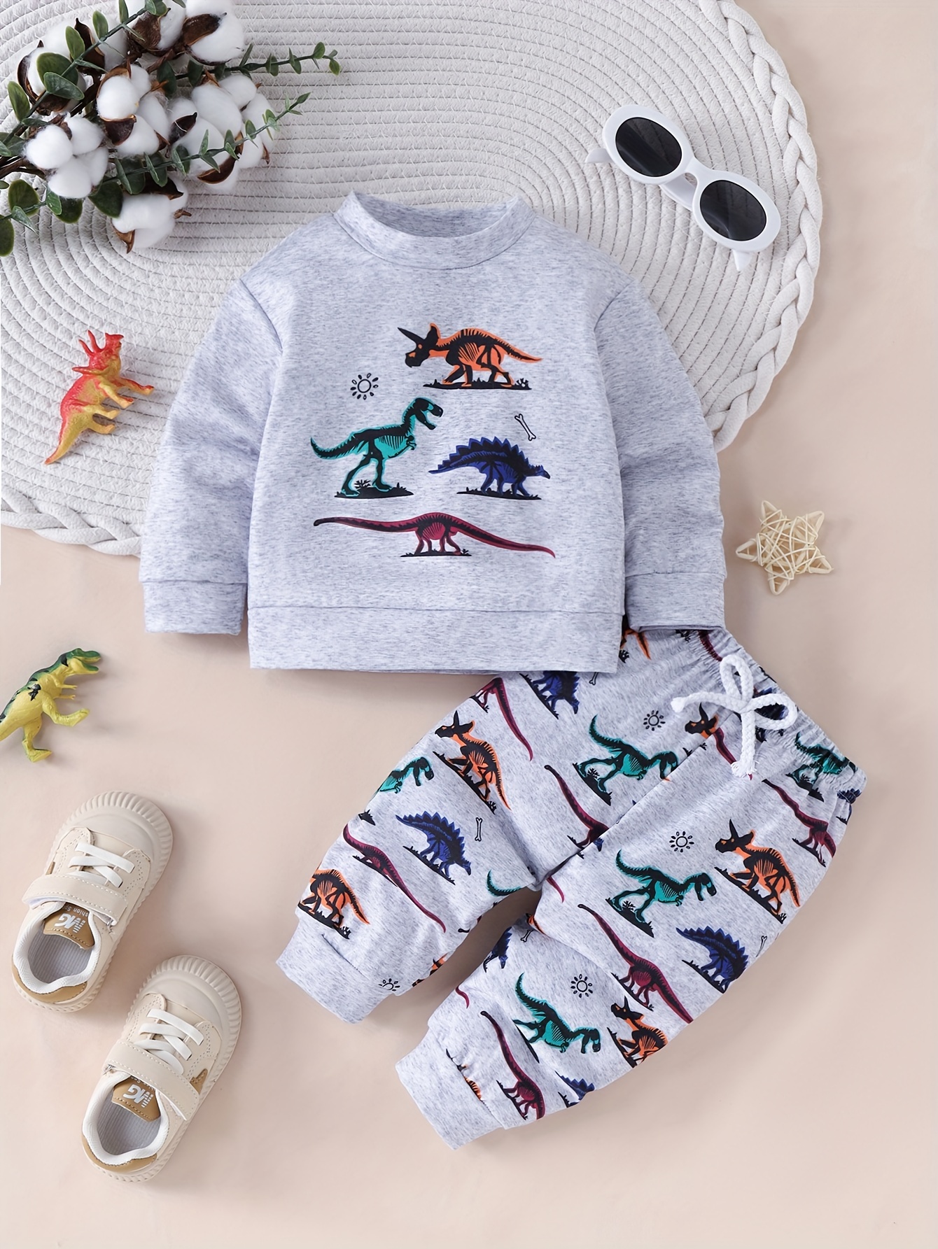 Noble Kids Boys' Dinosaur Print Long Sleeve Hoodie & Pants Set - Cozy Polyester, Machine Washable, Ideal for Fall/Winter, Cozy Playwear|Cute Baby Outfit|Easycare Fabric, Dinosaur Toys, Perfect for Outdoor