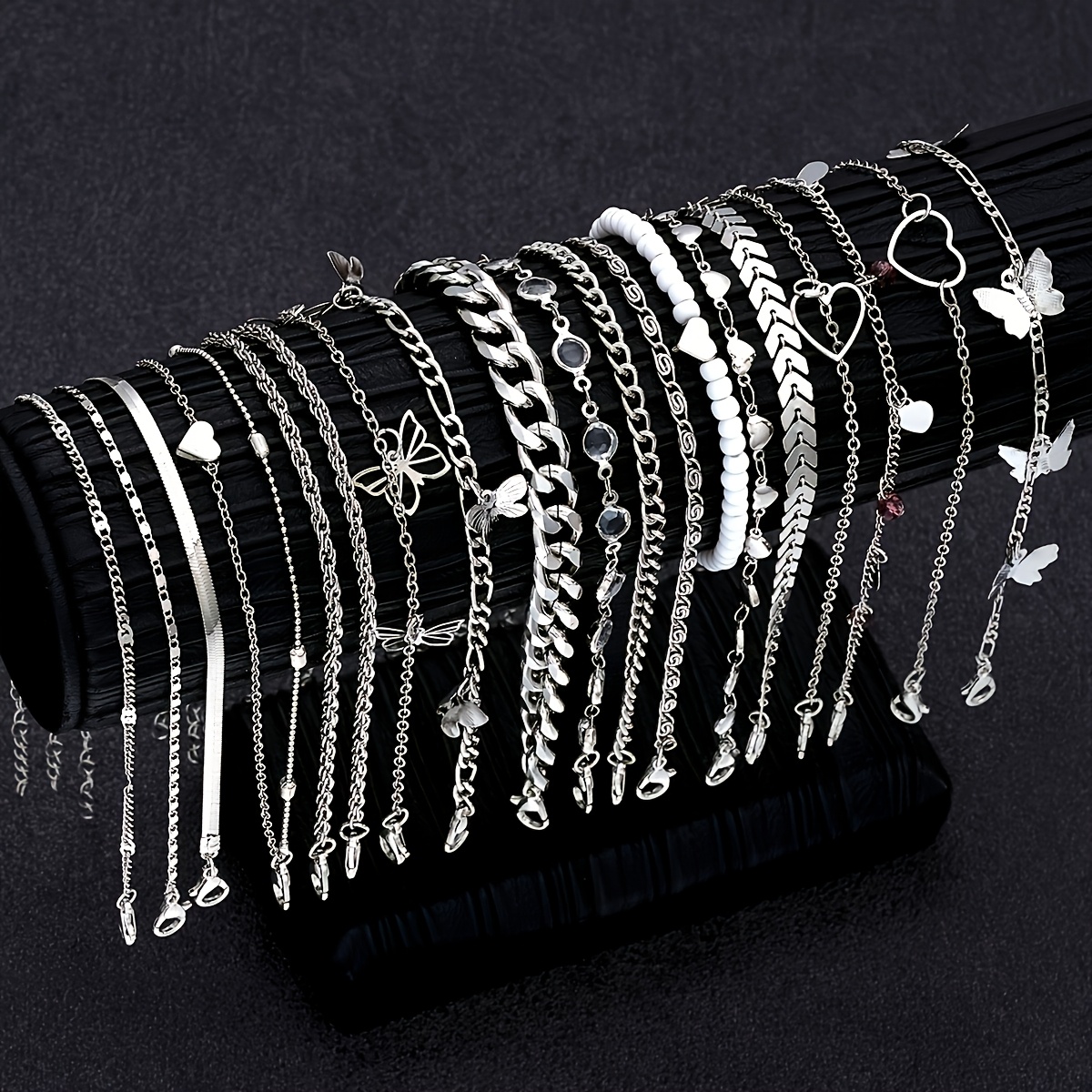 19pcs Zinc Alloy Anklets Set - Elegant And Simple with Multiple Designs Featuring Hearts, Butterflies, Beads, Snakes And Aircraft Pendants - Perfect for Beach Parties, Vacations And Casual Wear