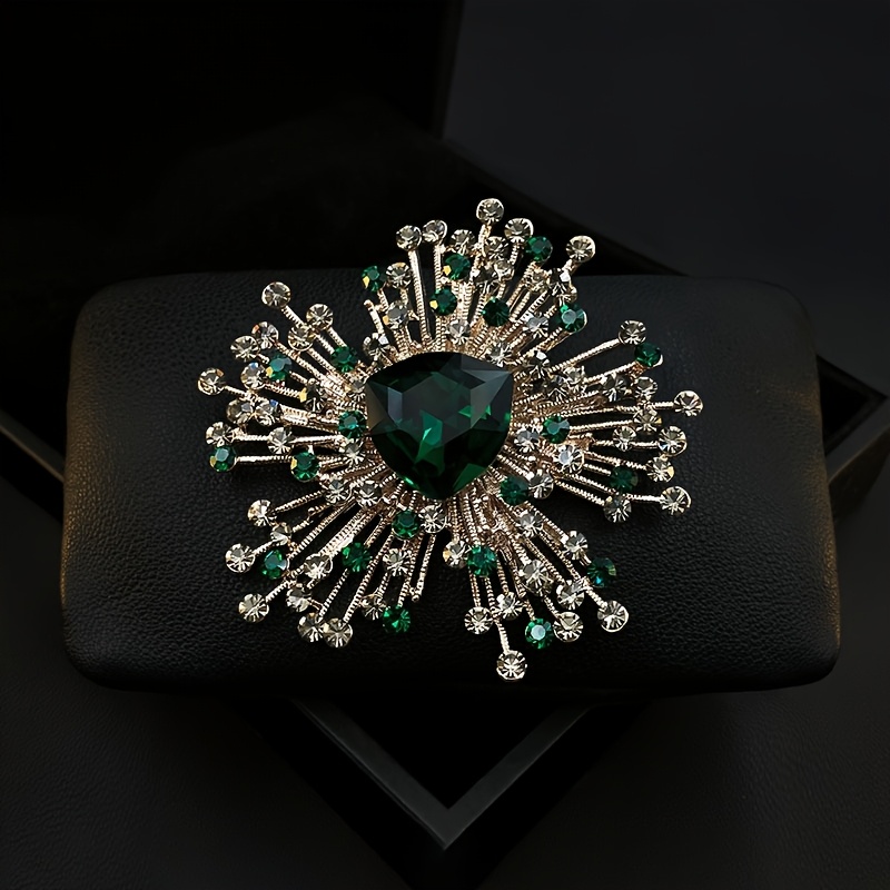 Esshpule Baroque Luxury Brooch Collar Pin - Oversized Statement Piece Suitable For Parties, Weddings & Daily Wear - Elegant Collar Pin Accessory