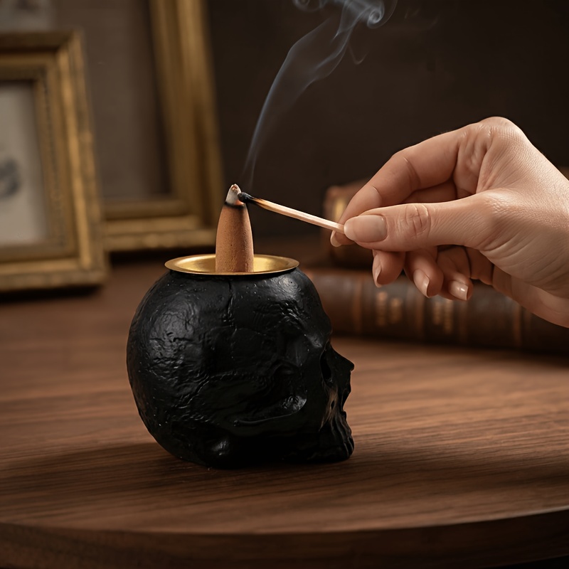 Image of 1pc Classic Resin Incense Holder, Tabletop Decorative Aromatherapy Holder For Halloween, Family Themed Floor Mounted Ornament, No Electricity Needed