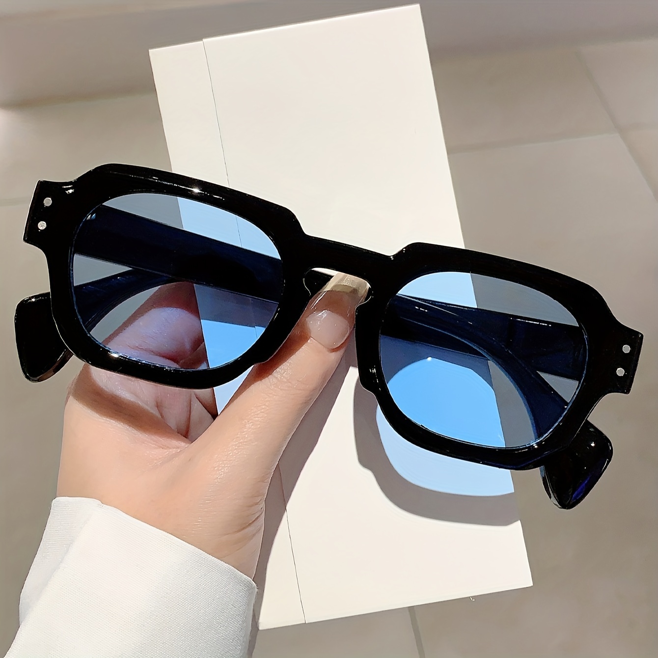 

Small Frame Fashion Glasses For Women Casual Jelly Color Fashion Anti Glare Sun Shades For Vacation Beach Party