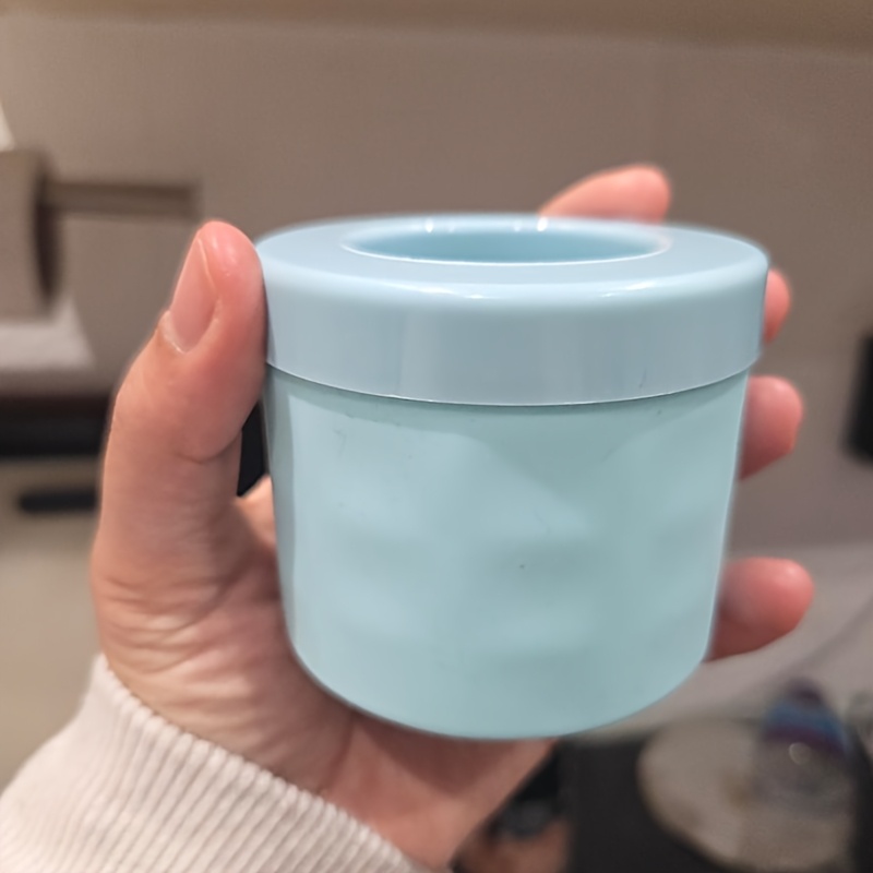 Image of Ice Cube Molds, Reusable With Halloween & Christmas Elements, Hielo, Build Festive Atmosphere, Non-melting Cold , Style, Reusable & Convenient, , Quick Freezing, Household & Bar Accessories