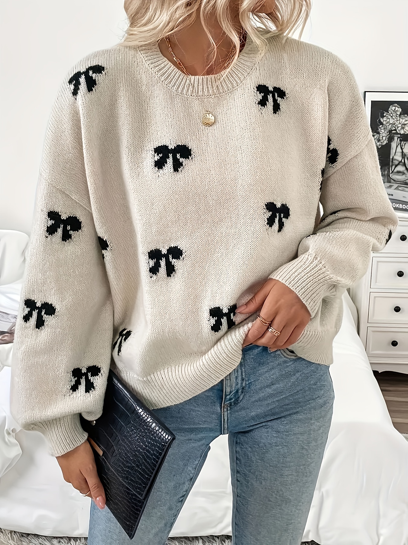 plus-size damen-pullover mit schmetterlingsmuster laternenärmeln - Main Image