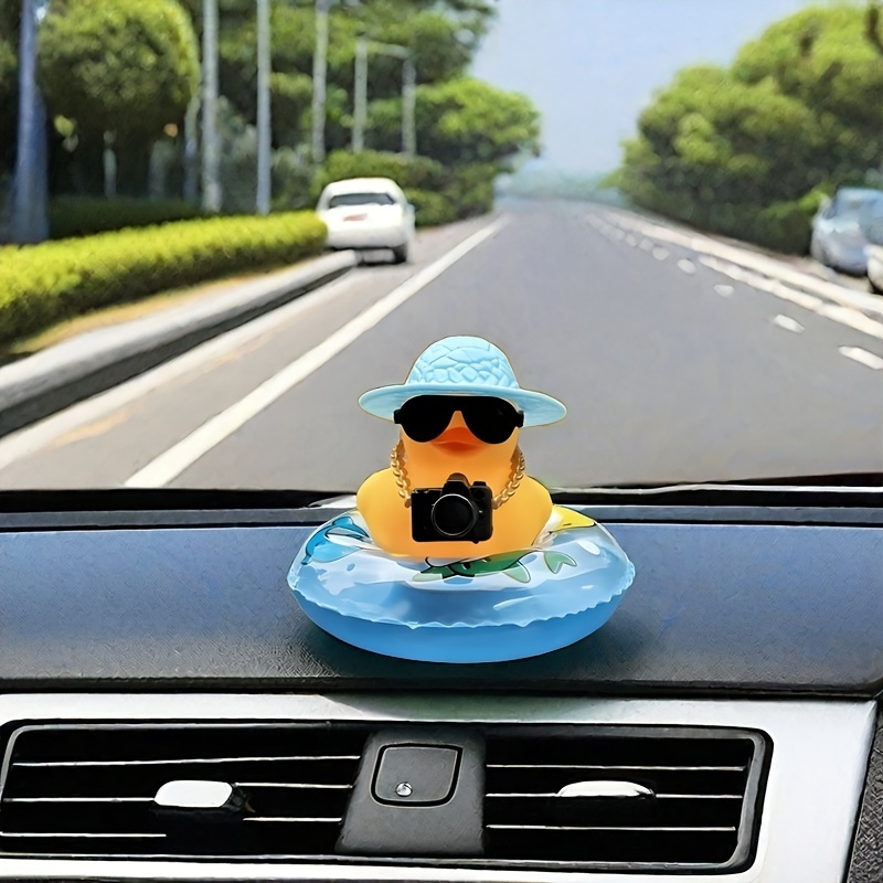 

1pc QuackyFun en PVC Décoration de de de Voiture, Ornement de Véhicule et , Cadeau de Fête, Décoration de , Accessoire de Table Personnalisé, Cadeau de