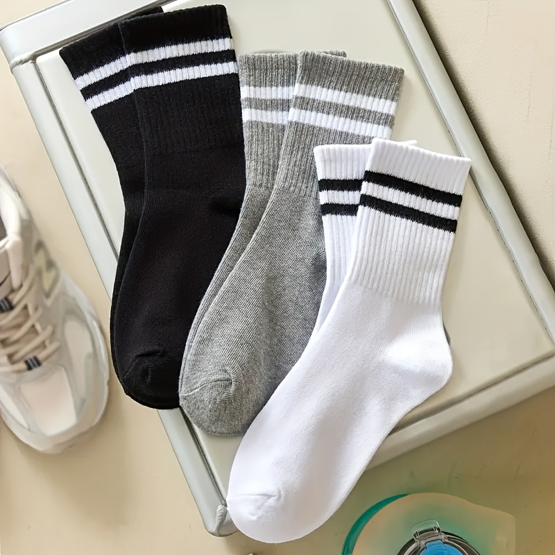 E-shop 3 Paar schwarze, weiße und graue gestreifte Mid-Calf Socken für Damen und Herren, bequem und atmungsaktiv, auch in langen Stilen erhältlich