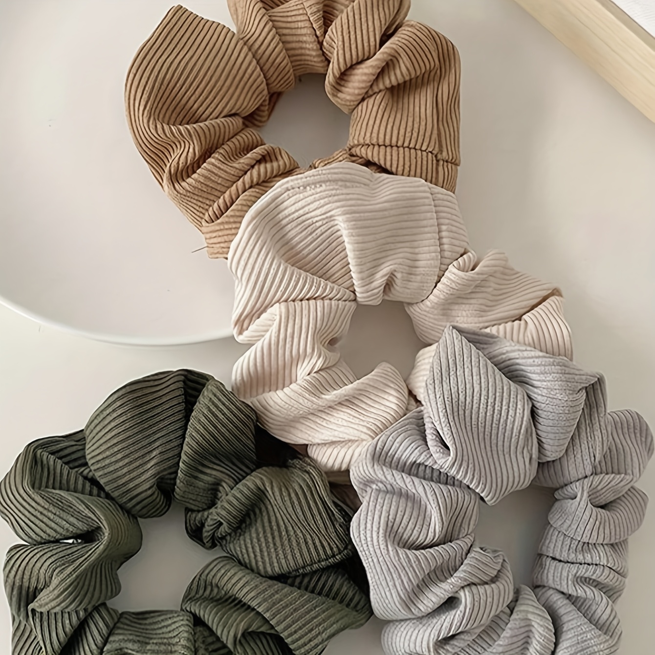 4 pezzi set: nuovo stile cinese fascia per capelli in raso elegante, anelli per   multicolore   per donne