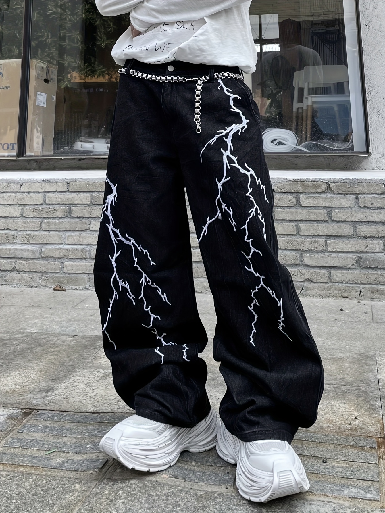 lightning jeans sold on Temu Canada