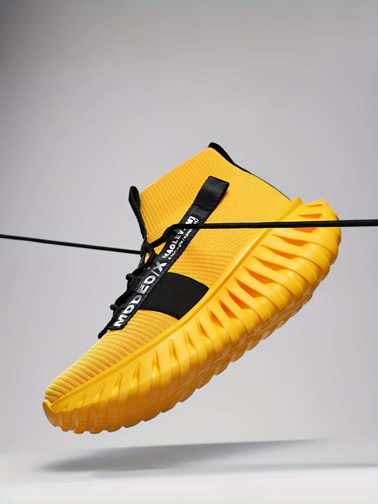 Men's Lightweight Sneakers with Non-Slip Rubber Sole, Low-Top Dad Shoes for All-Day Comfort, Suitable for Fitness, Running, and Walking. Features Lace-Up Design, Durable Nylon Upper, Versatile for Casual and Formal Wear, Trendy and Stable Fit