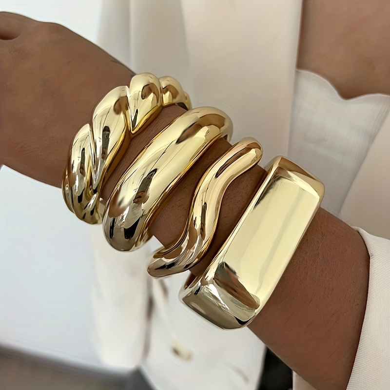 TEMU 4pcs Set Daily Elegant Wide Noodle Ccb Material Women's Golden Open Bracelet Set Women' Commute Party Outing Vacation Wear Trendy Matching