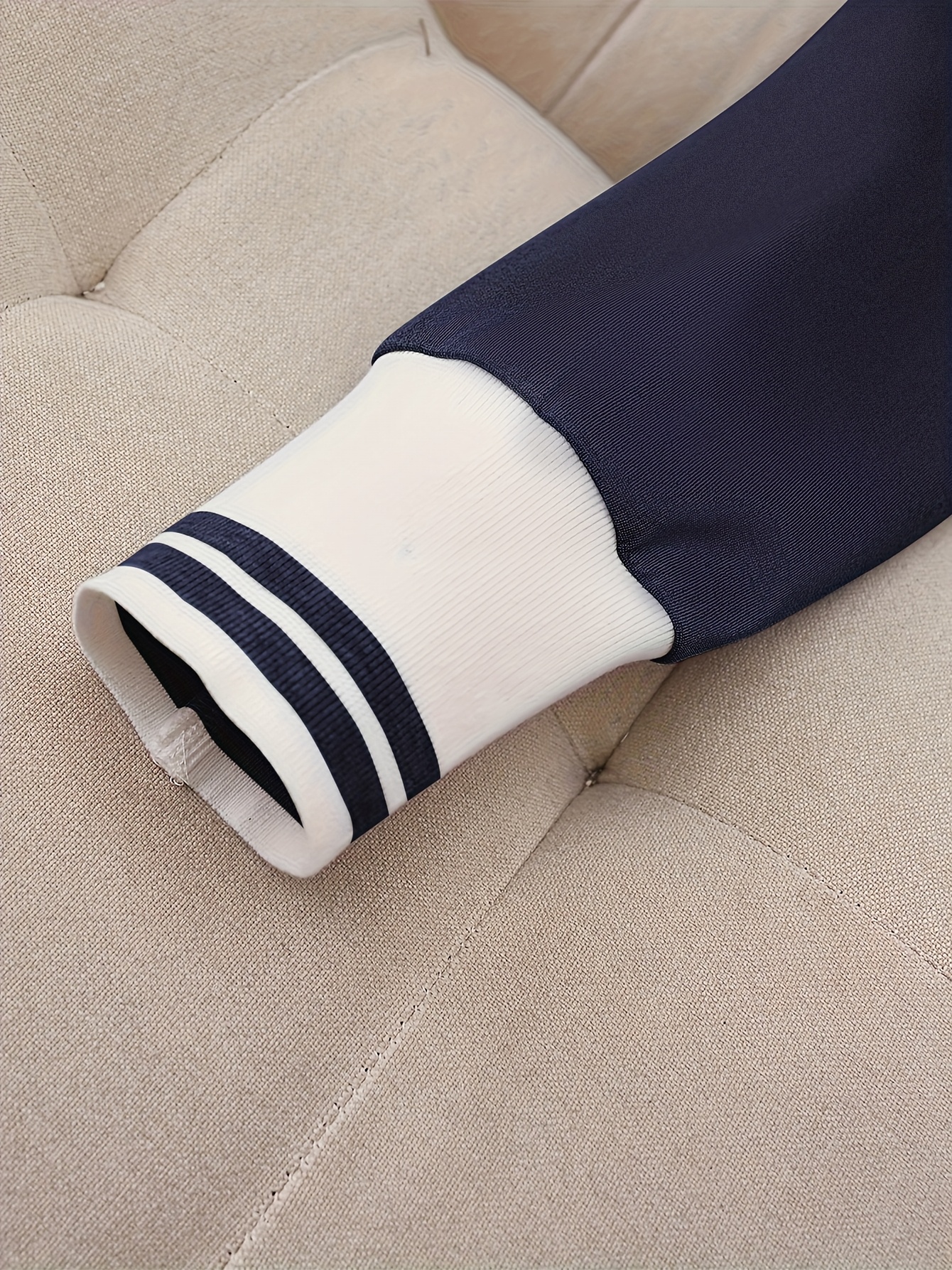 Targeted Development 2024 Fashionable and Elegant Solid Color Casual Street Striped Suit and Pants Set
