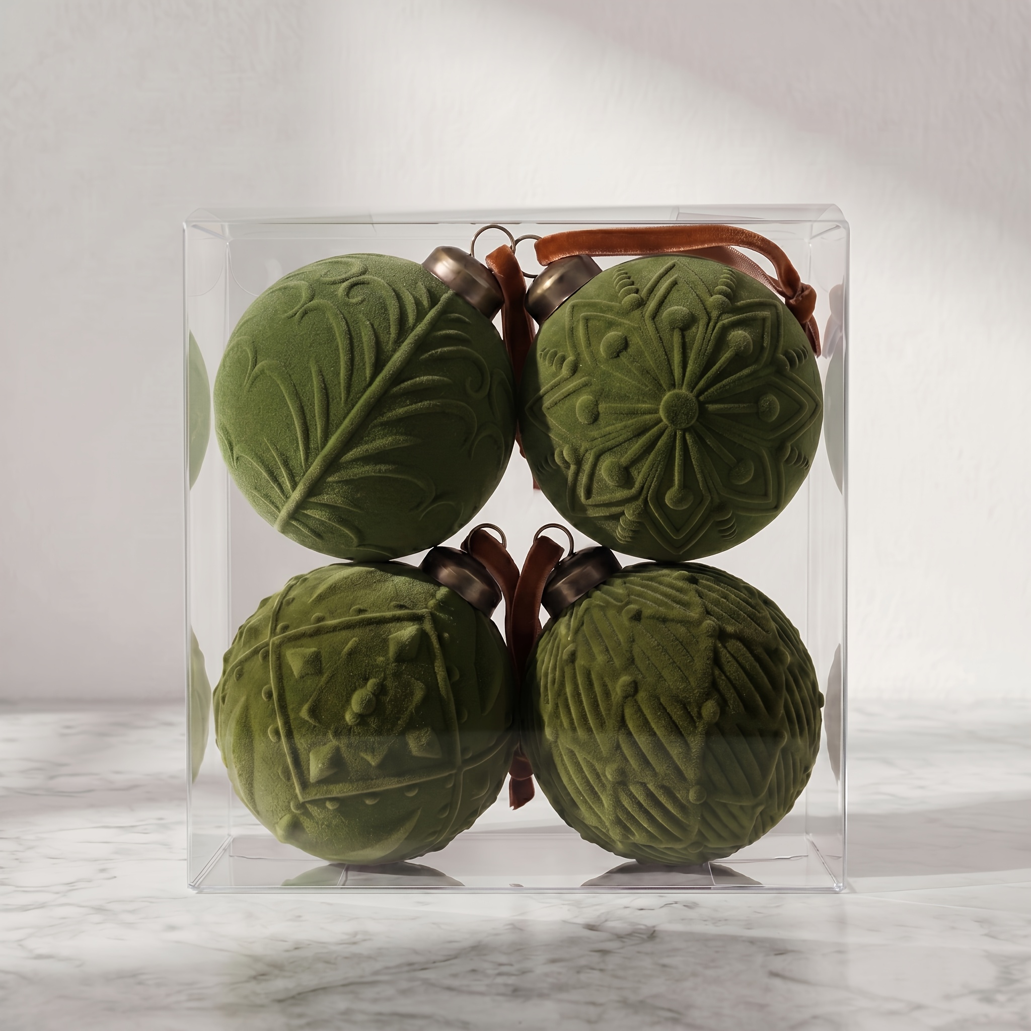 TEMU 4 pezzi Decorazioni Natale a Sfera in Velluto Verde Frutta, 8 cm/3.15 pollici Ornamenti da Appendere all'Albero di Natale Ornamenti in Set di di