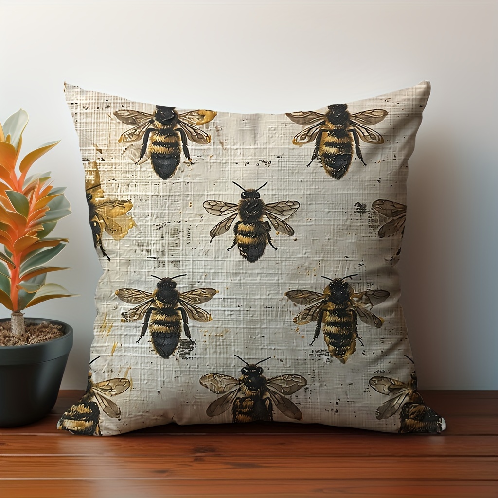 

1pc, Realistic Bee Pattern Peach Skin Velvet Throw Pillow Cover, Home Decoration Pillow Cover, Sofa Throw Pillow (cushion Not Included)