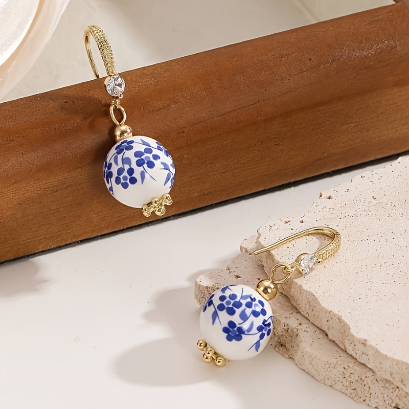 TEMU Vintage Blue And White Porcelain Round Bead Earrings With Copper Hooks, Stylish And Versatile For Everyday Wear, Sold As A Pair