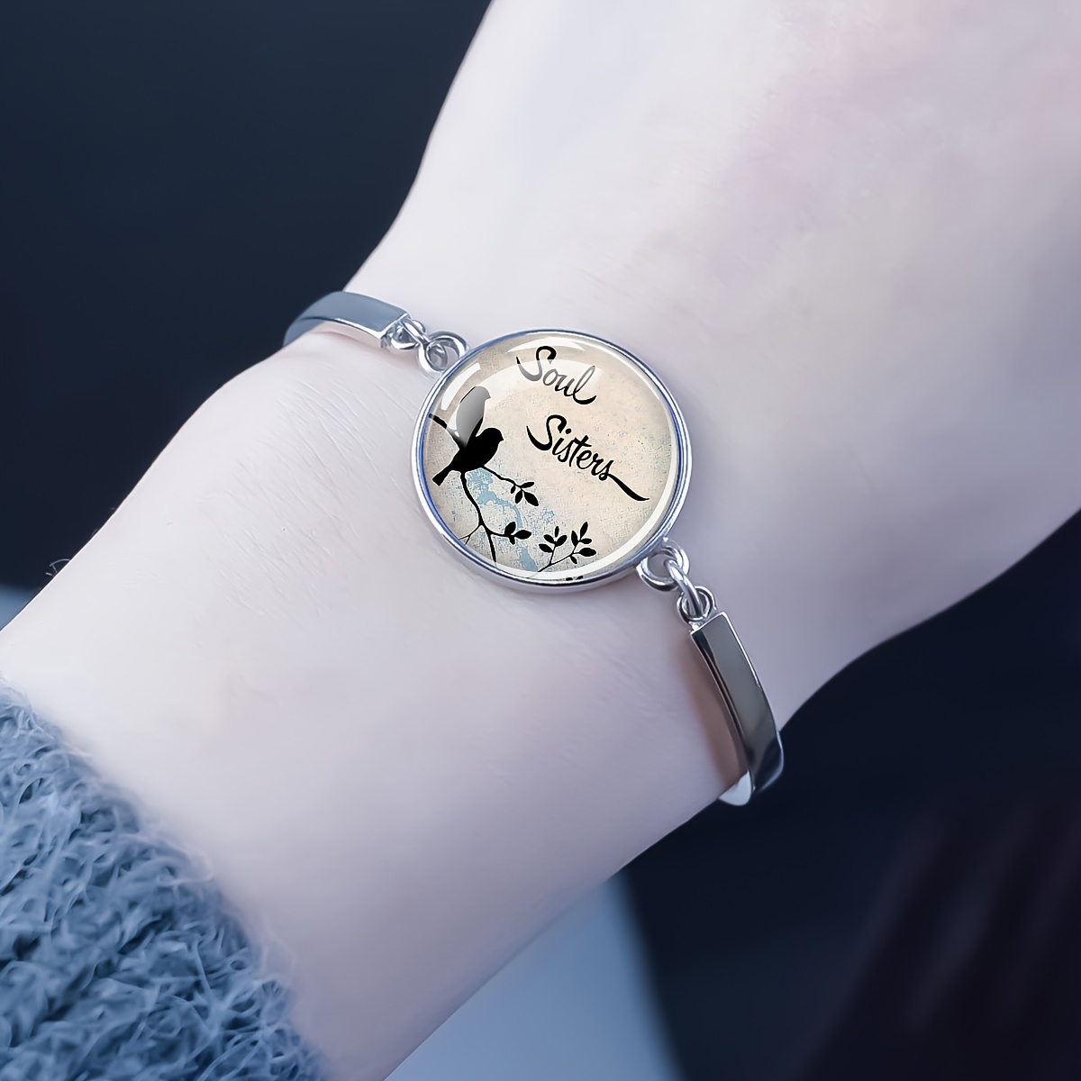 Glass Dome Bracelet with "Soul Sisters" Script and Bird Design