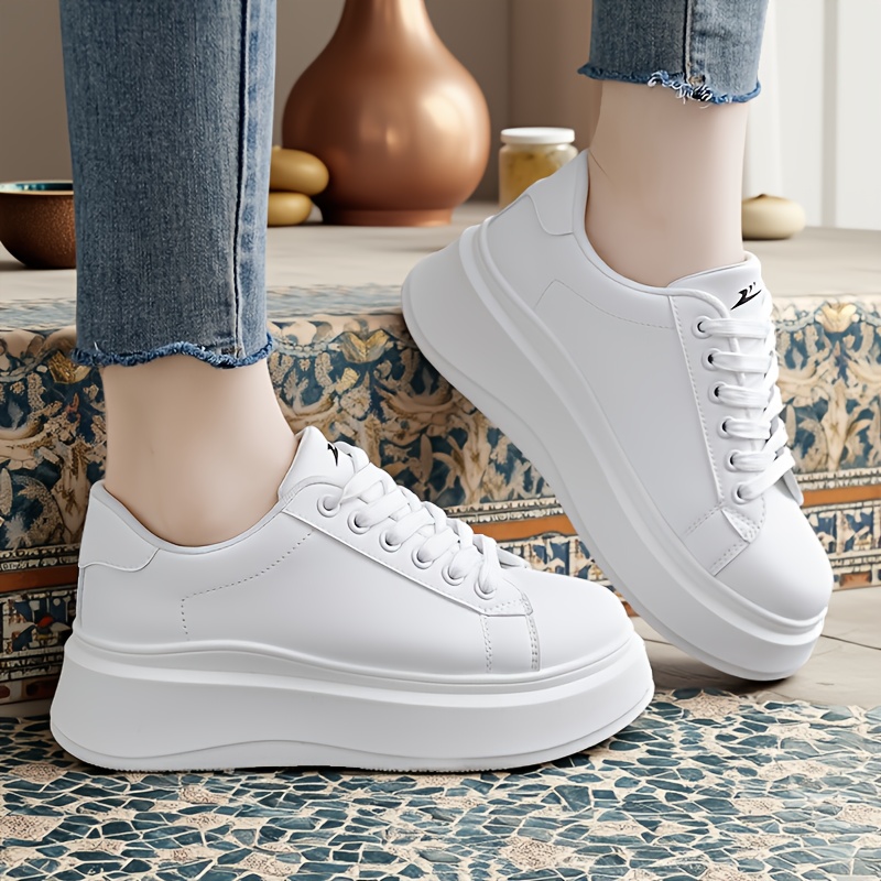 LYKU Height-Increasing Sneakers with Thick Platform Sole