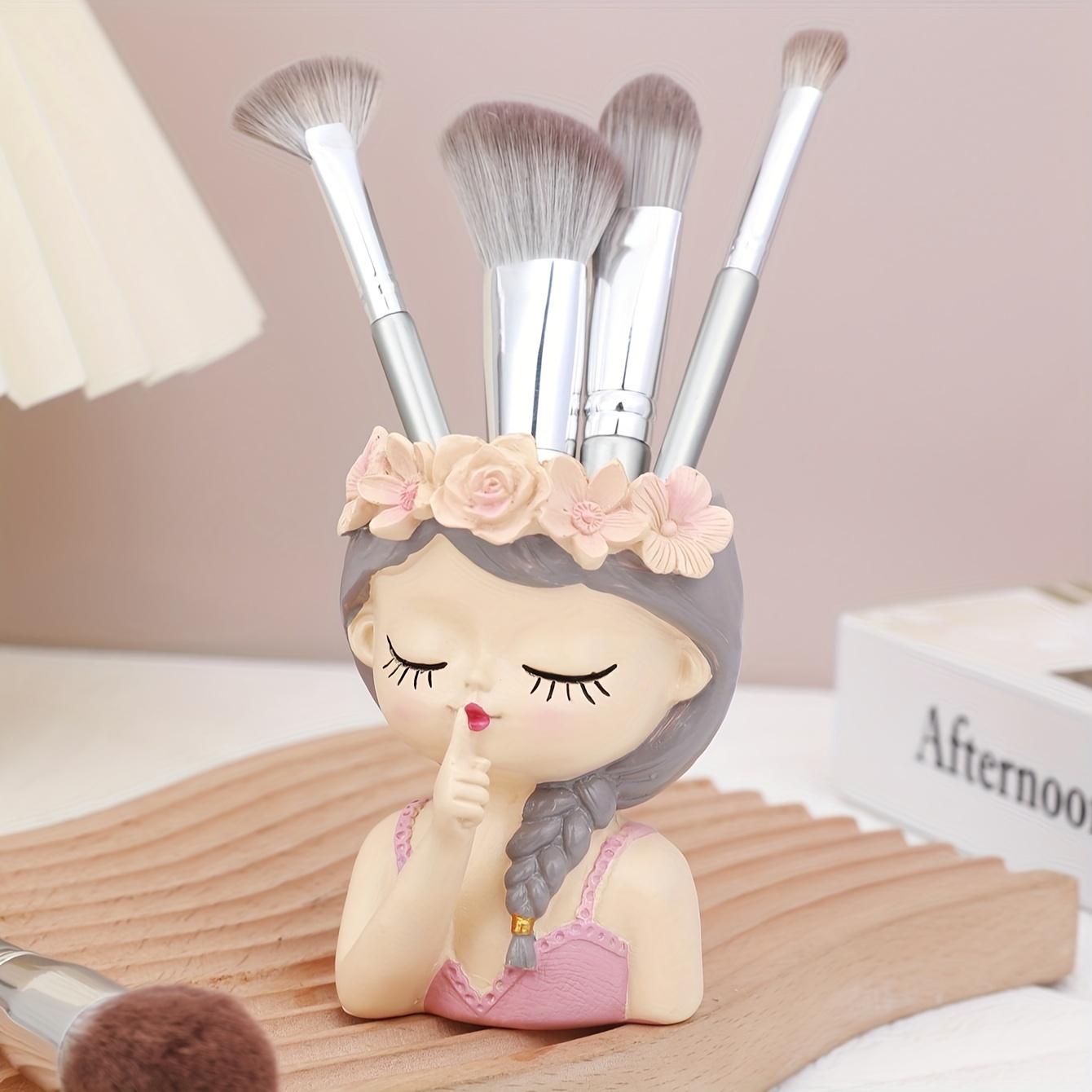 1pc   design rotating makeup brush holder dustproof cylinder storage for eyebrow pencils and brushes ideal for dressing table can   be used as pen holder or vase makeup brush storage eye brow pencil Product details 1