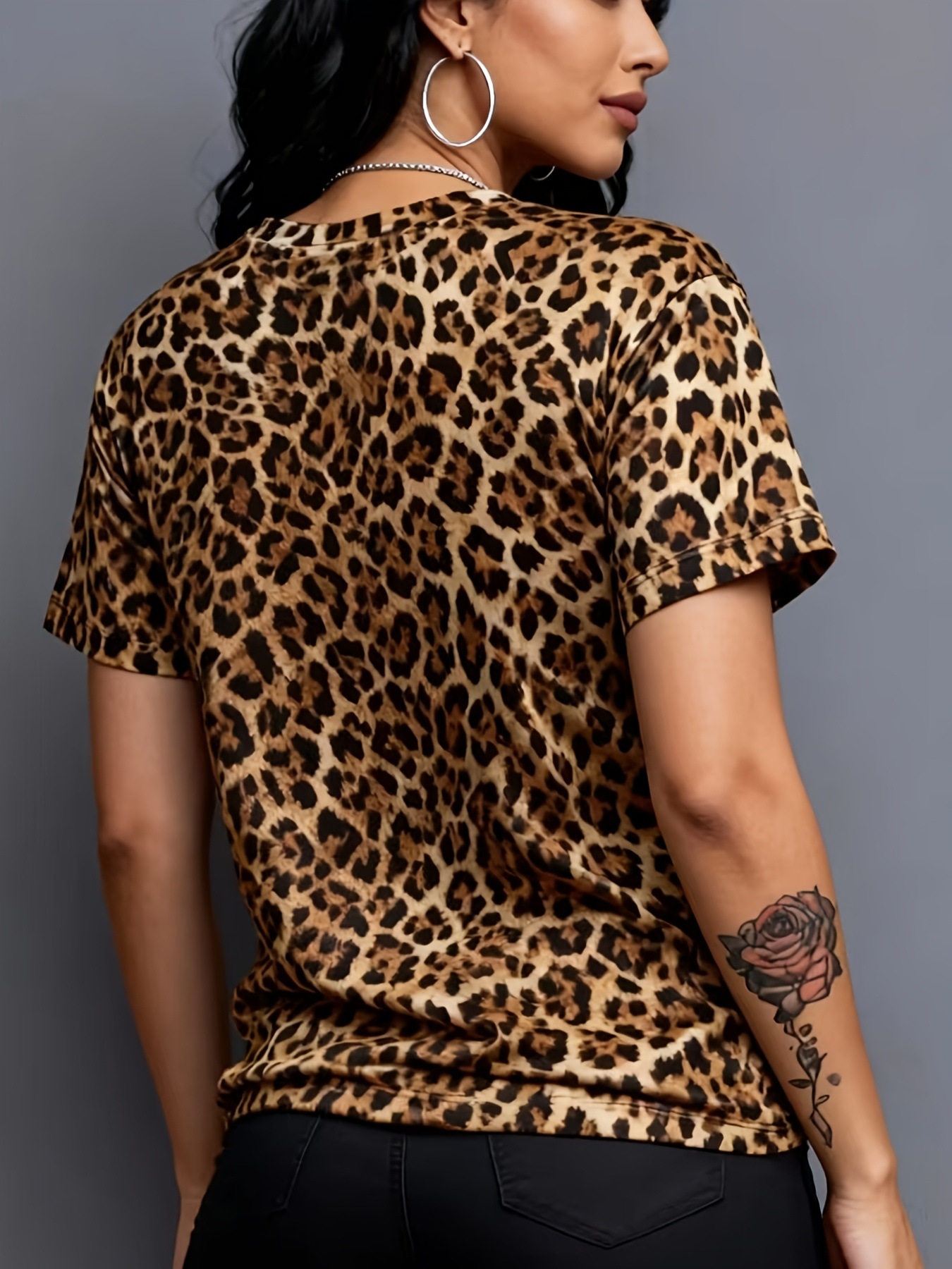 T-shirt LĂ©opard Femme Manches Courtes T-shirt Ă manches courtes pour femme, style europĂ©en et amĂ©ricain, imprimĂ© numĂ©rique lĂ©opard 2026, vĂȘtement de sport, T-shirt dĂ©contractĂ© d