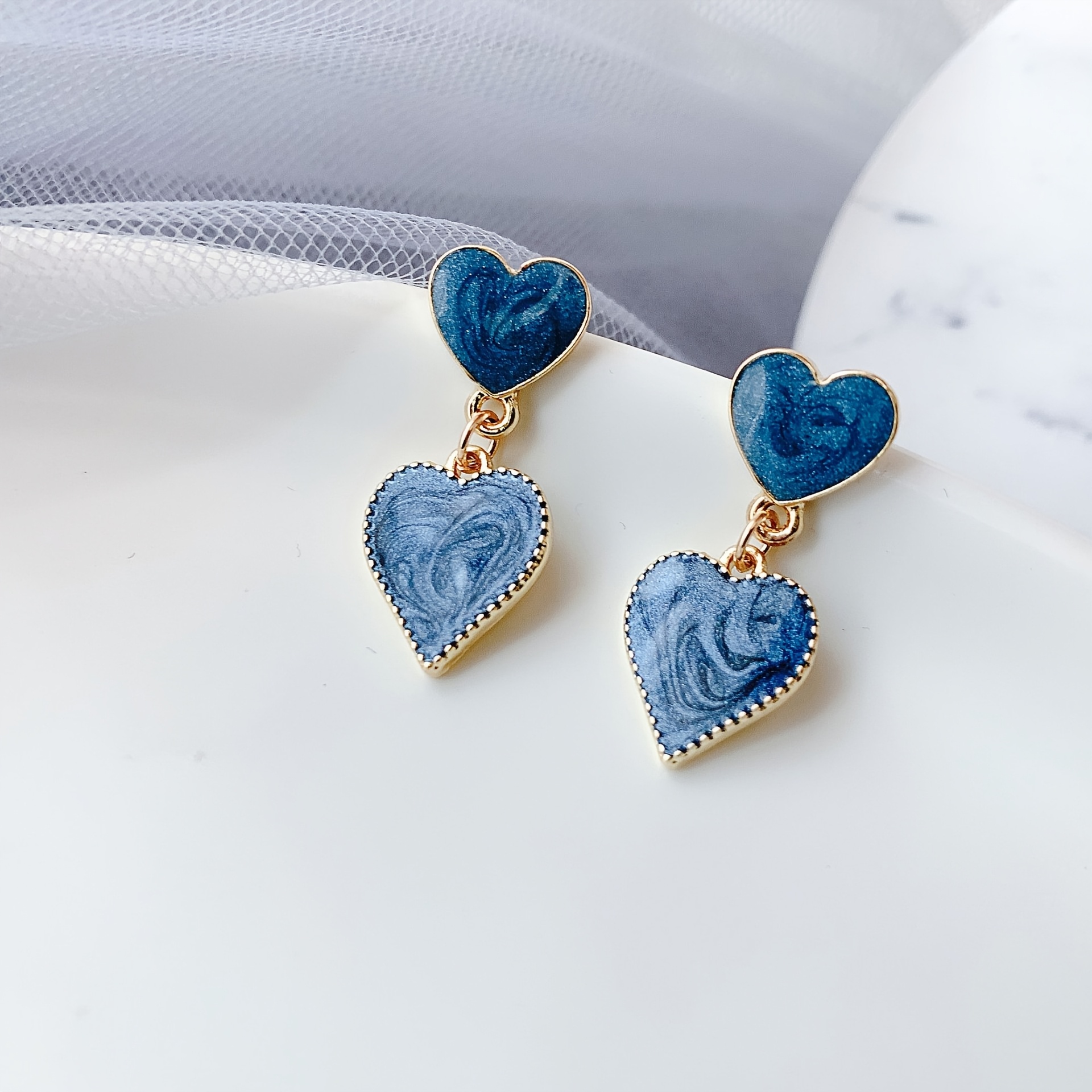 Image of A Pair Of Stylish And Elegant Blue Enamel Drip-paint Heart-shaped Earrings, Suitable For Women' Wear Or Parties, For Women, Heart-shaped Earrings