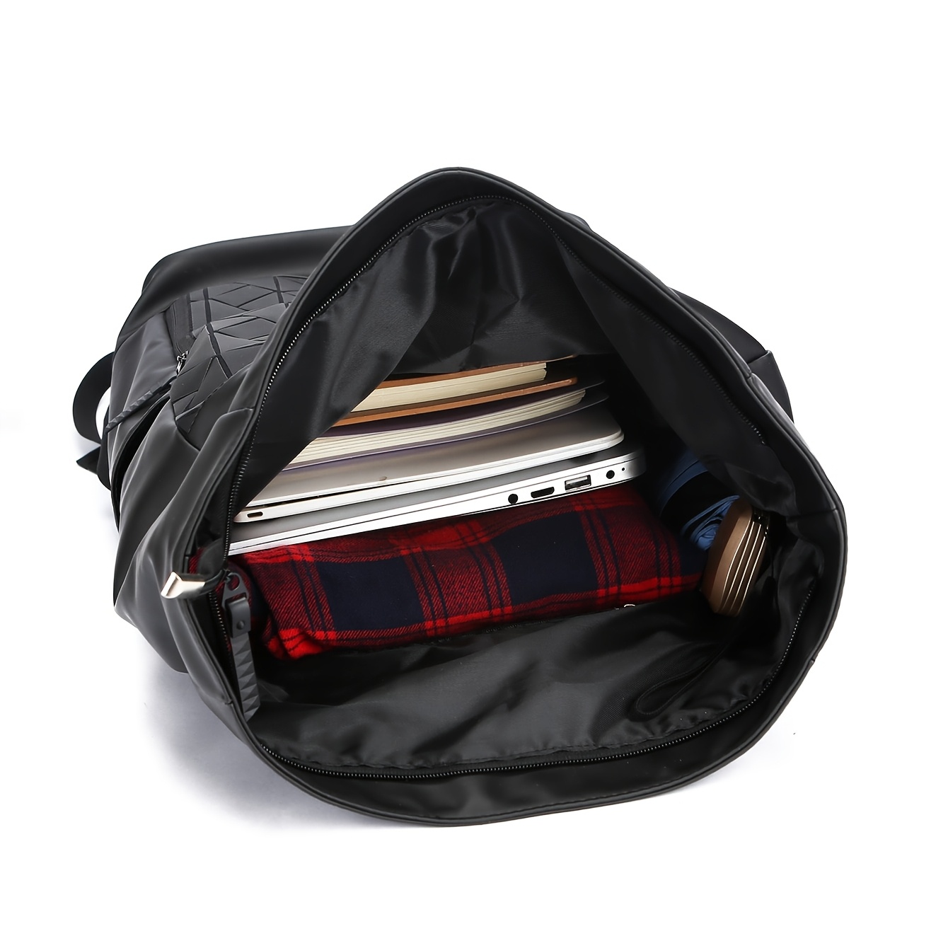 Fashionable Solid Color Adjustable Shoulder Strap with Zipper Closure, Suitable for Carrying on a Trolley Case. This Men'S Casual And Minimalist Backpack Is Ideal for Daily Use, Business Trips