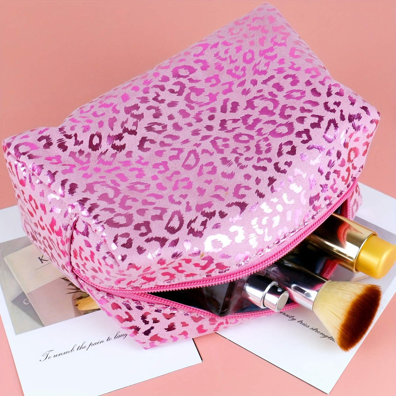 

1pc Glitter Leopard Print Cosmetic Bag, Travel Toiletry Pouch, Sparkling Makeup Pencil Case, Gift, Home Organizer, Coin Purse, Beauty Tool Storage