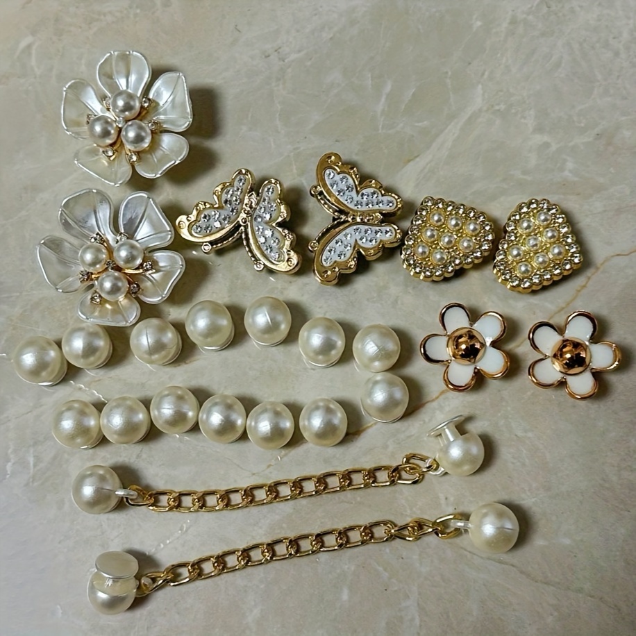 Image of 24pcs Cute Daisy And Shoe Beads Charm Decorations, Garden Clogs, Beach Bags, Shoe Additions, Ideal For Christmas And Birthday Party Gifts
