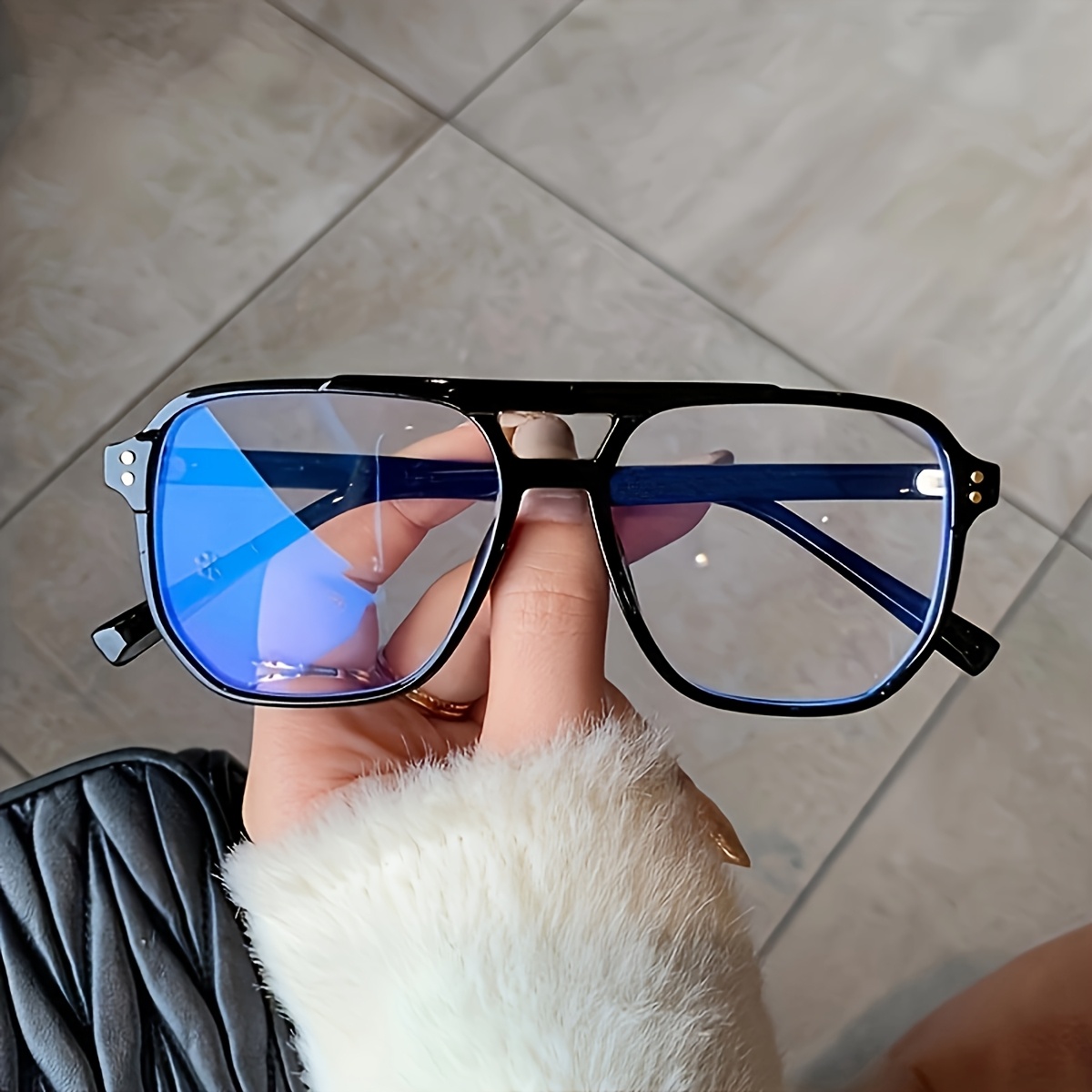 Image of Women's Large Framed Glasses - Non-, Full-rim Frame, Non-electronic Computer & Everyday Eyewear, Includes Cleaning Cloth - Y2k Retro Vintage Style (black/), Enhancement, Floral Detail Accessory
