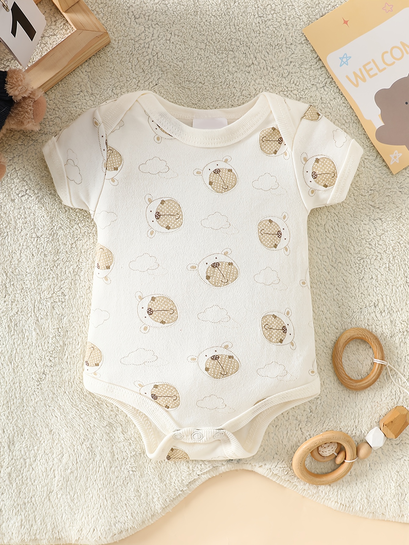 8pcs Newborn Baby Set with Hat and Bib, Cartoon Pattern