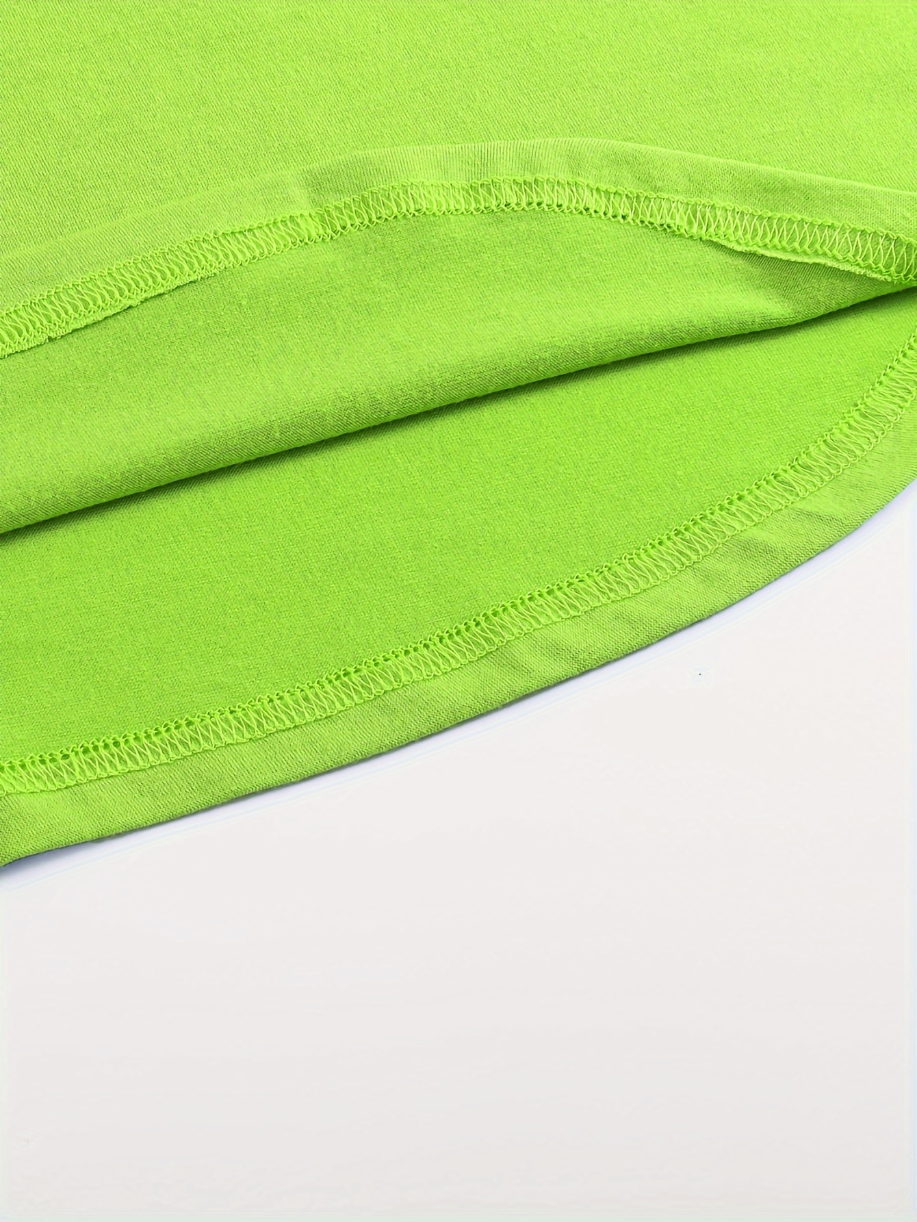 Men's Summer V-Neck Short Sleeve T-Shirt - Vibrant Red Casual Tee with Medium Stretch, Breathable H-Fit for Casual Attire, Machine Washable, Versatile Wardrobe Staple, Classic Fit Shirt, Comfortable Material, Active Lifestyle