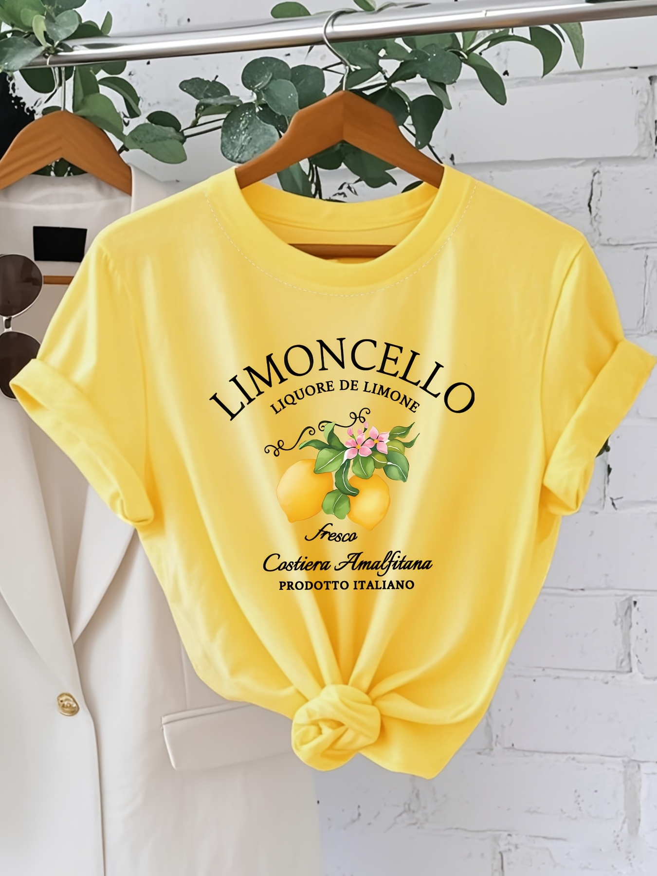 new 2026 spring   italian     shirt crew neck with fruit and letter print fashionable cool short sleeve summer casual tee