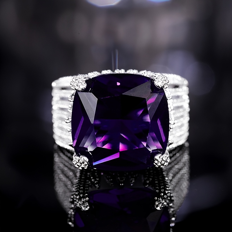 Women's Light Luxury Oversized Square Zirconia Engagement Ring