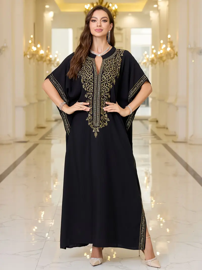 embroidered v sleeves details 1