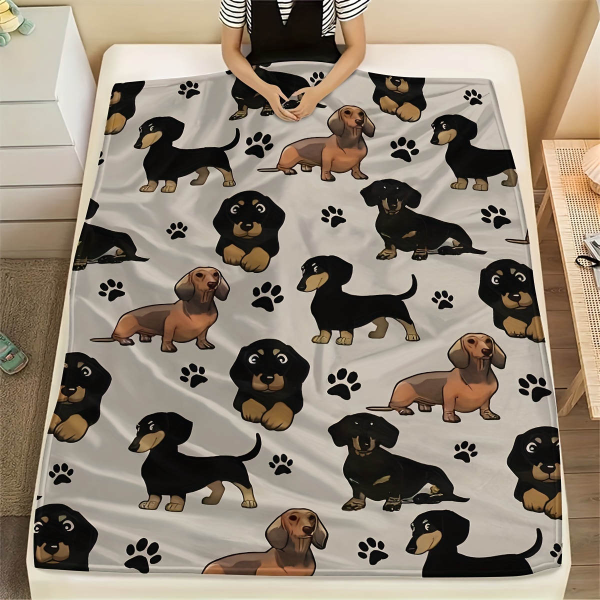 1pc cute dachshund dog print fleece blanket soft flannel throw   decor   gift   machine washable   polyester cover polyester lining 200 250gsm knitted fabric contemporary style multi purpose no embellishments details 6