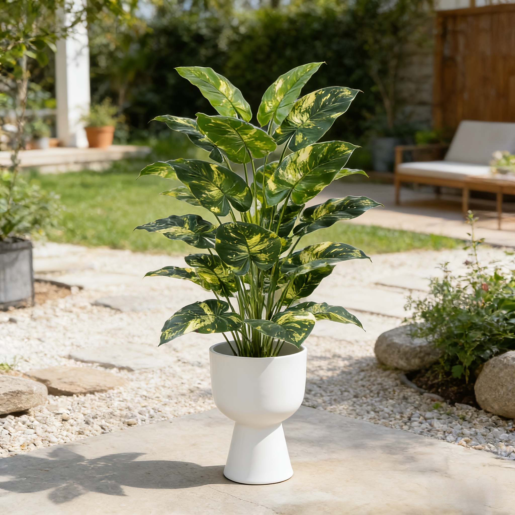 1pc 18-leaf Large Tropical Artificial Plant | High-quality Plastic Material, Maintenance-free and Easy to Care for | Suitable for Indoor and Outdoor Use: Home, Office, Hotel, Wedding, and Landscape Decoration | Ideal for Easter, Mother's Day, St.