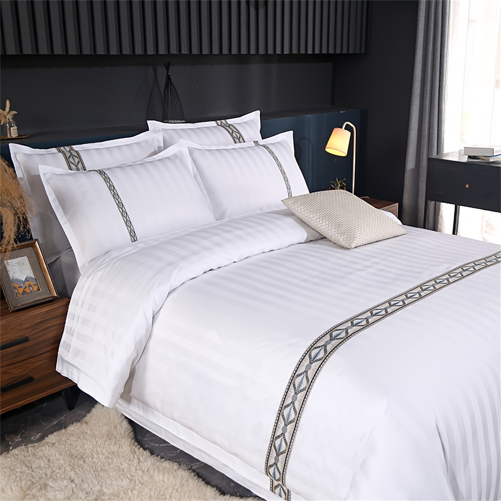 TEMU 4pcs Duvet Cover Set Including 1 Duvet Cover   2 Pillowcases   1 Flat Sheet. Satin Stripe Fabric, High-end Hotel Quality. Luxurious White And