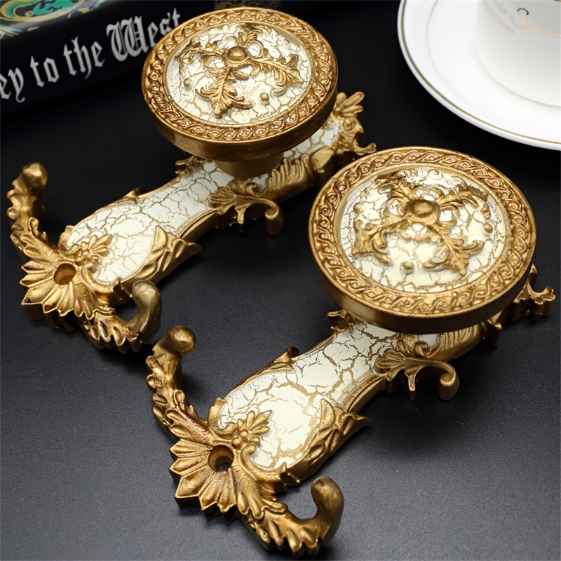 2pcs European Curtain Hooks, Gorgeous Double Hooks Golden Round Decorative Wall Hook, Crackle Texture, Curtain Additions Tie Down Hooks
