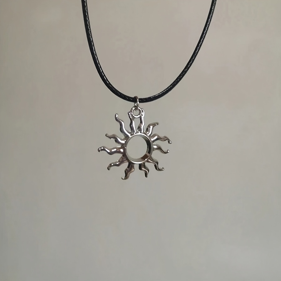 Vintage Gothic Punk Spiral Sun Pendant Necklace
