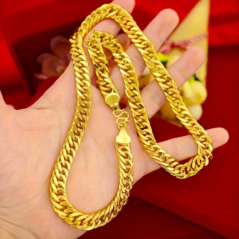 High-End Golden Necklace — Fashionable Gift for All