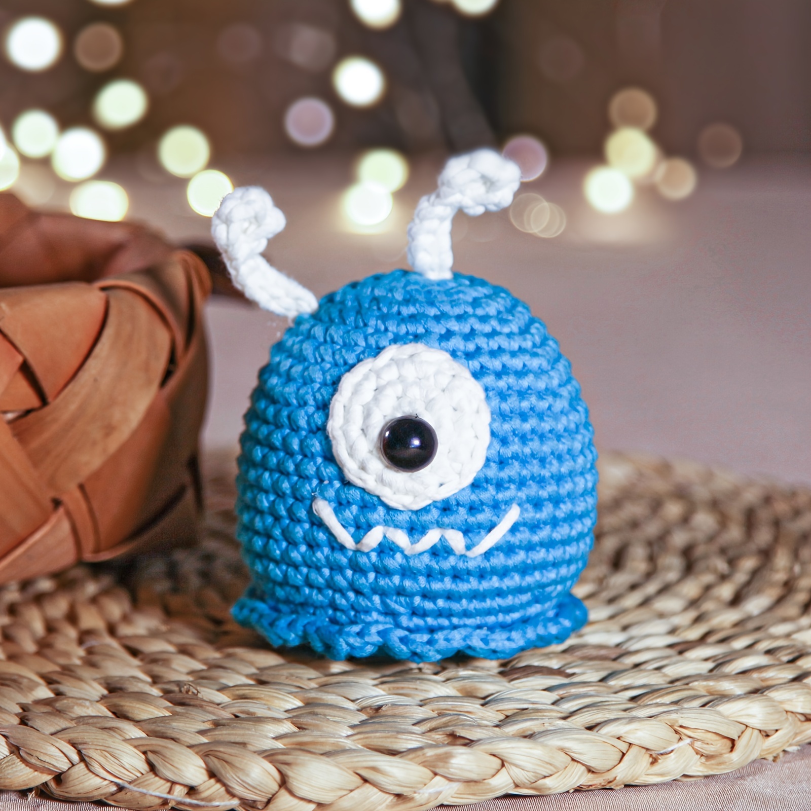 

Extraterrestrial Crochet Kit For Beginners - Easy Knitting Soft Yarn, Hook, Video Tutorial, , And Crochet Accessories, Learn To Crochet, Need In, Holiday, Birthday Gift For Adults, Teens