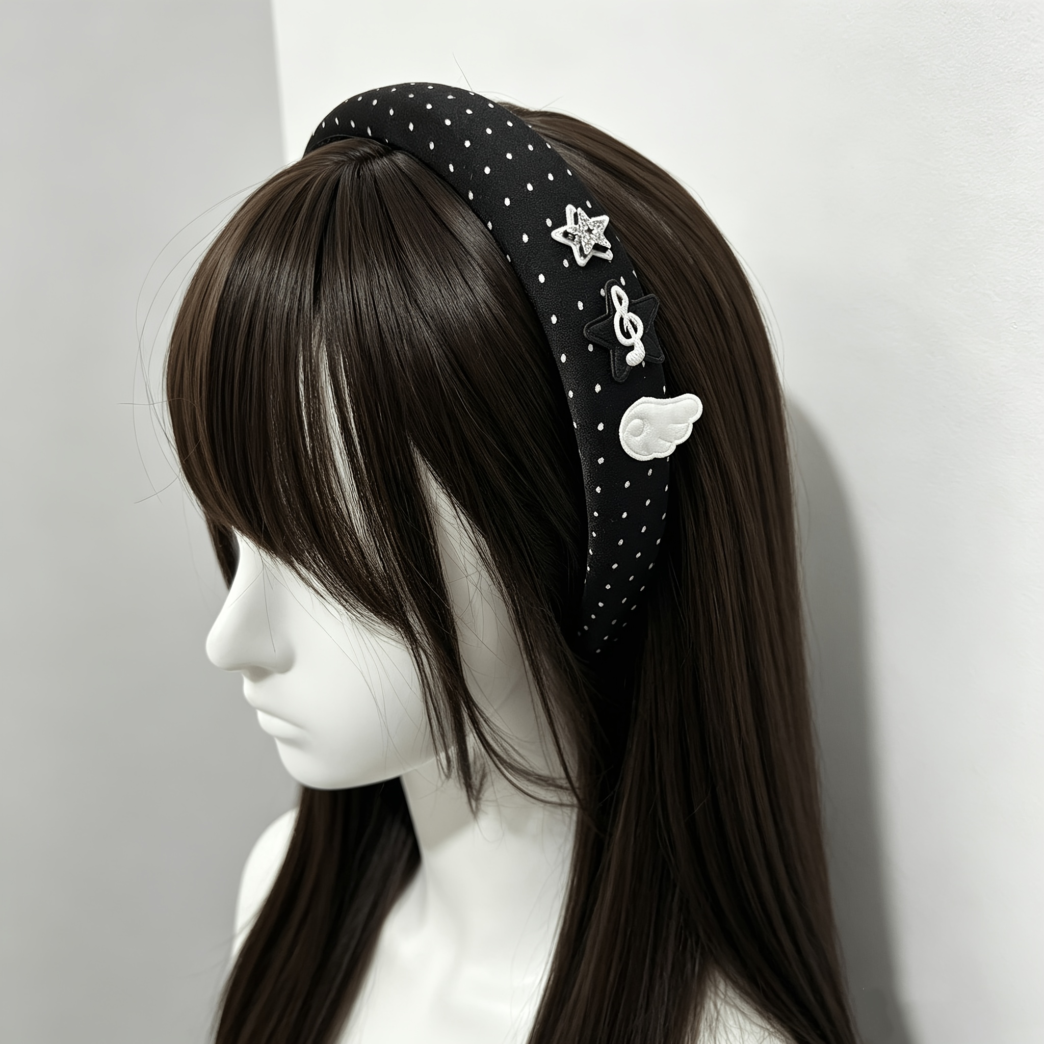 accessories sold on Temu United States