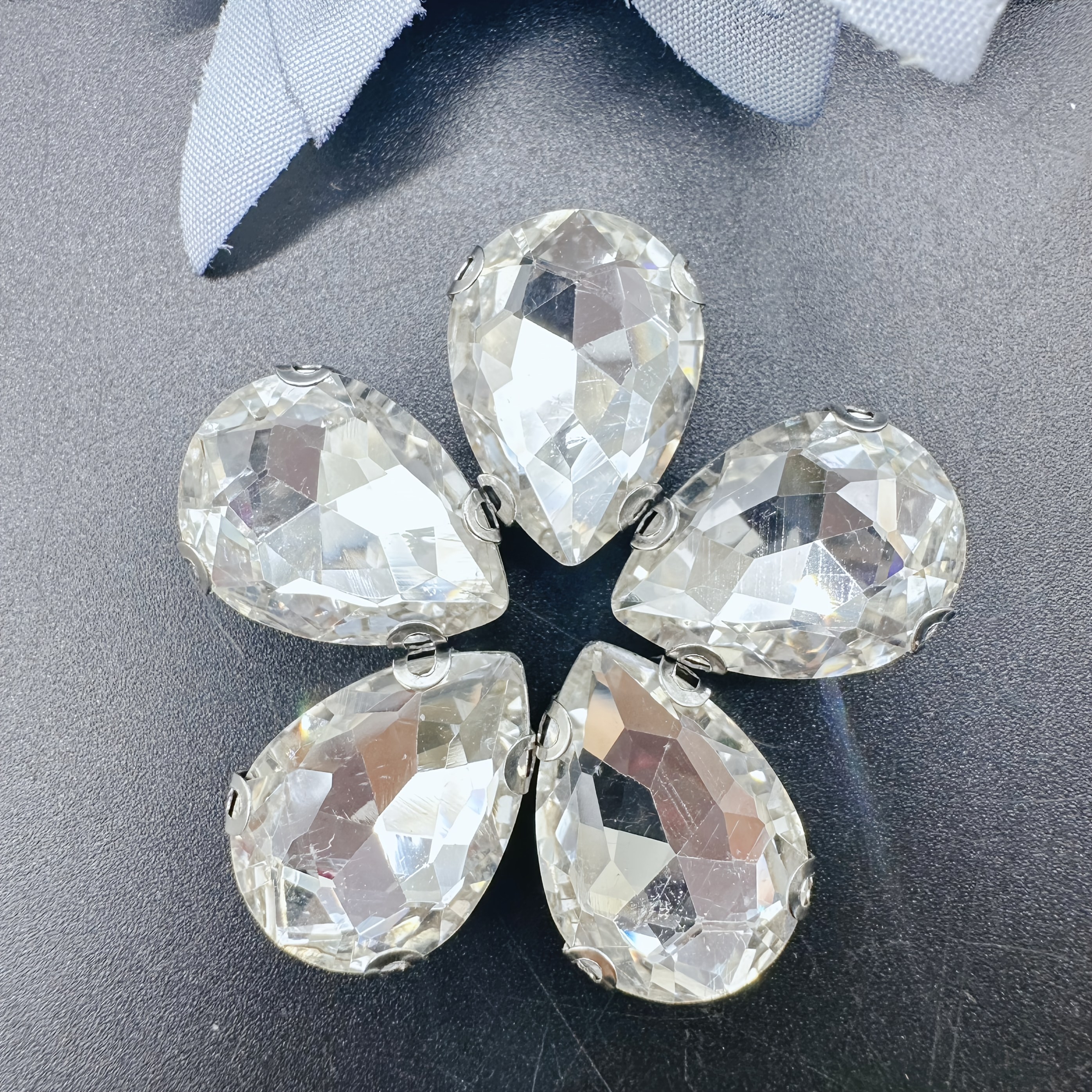 100pcs Crystal Glass Teardrop Rhinestones - 8x13mm Sew On Settings - Clear