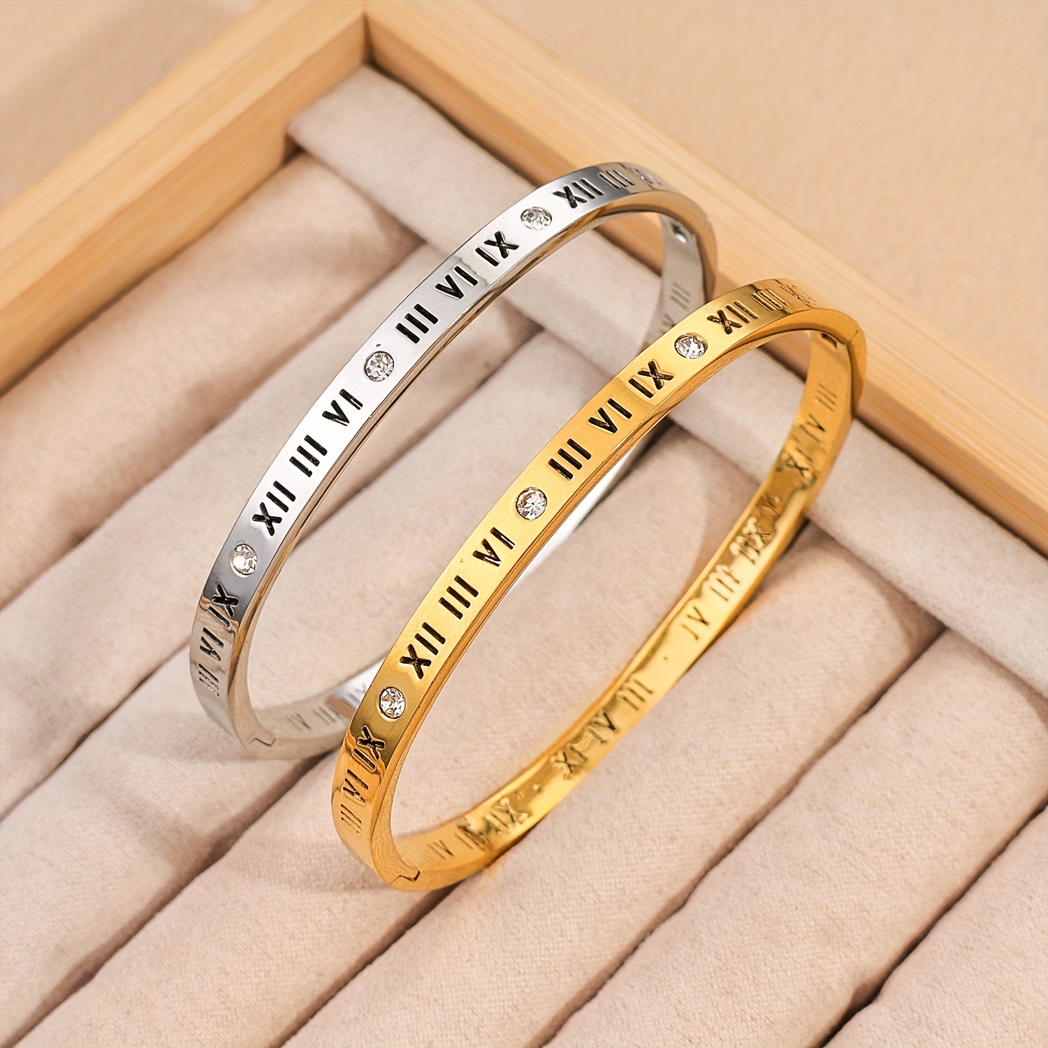 Women's Personalized 18K Gold Plated Roman Numeral Bracelet