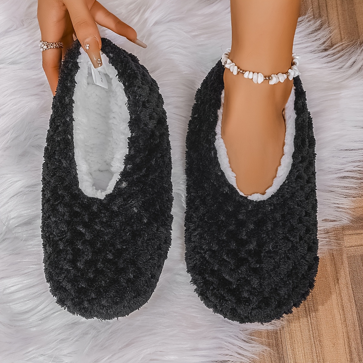 Image of Women's Slippers With Thickened Lining, Indoor Slippers With , Couple's Slippers With Lightweight And Quiet Soles, Breathable Fabric For , Machine-washable Casual Shoes, Women Shoes
