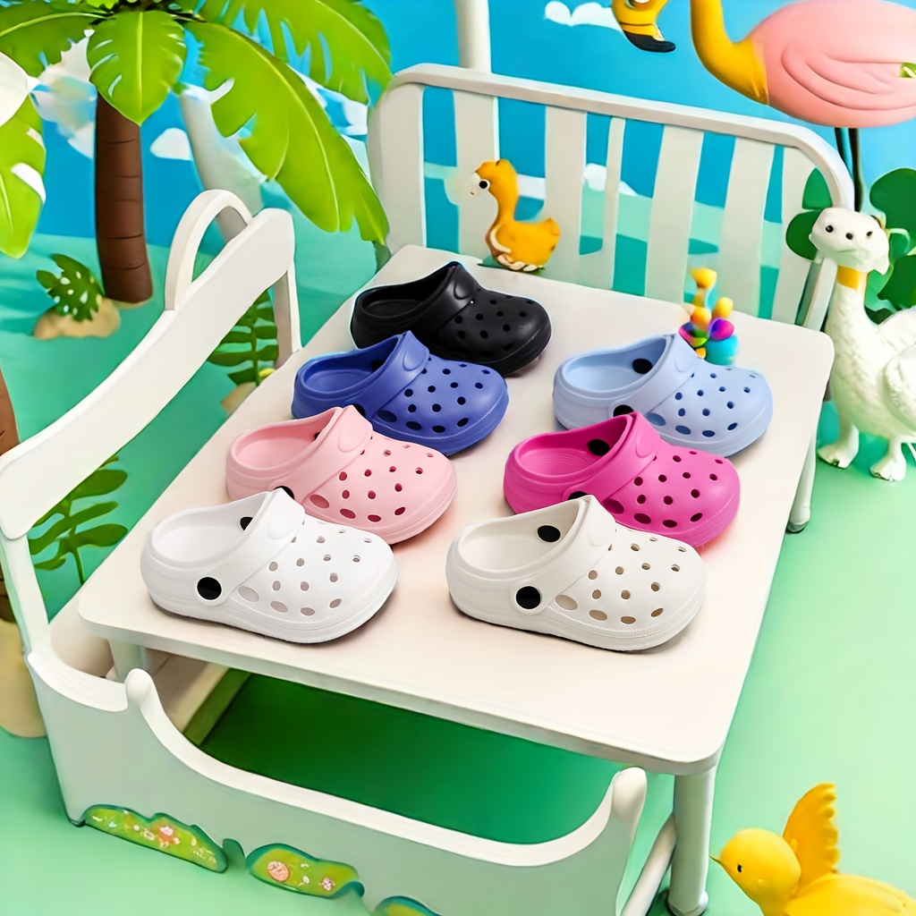 

playful Clogs" 2024 Trendy Summer Kids' Clogs - Breathable, Lightweight Eva Sandals For Boys & Girls, Perfect For Indoor/outdoor Wear