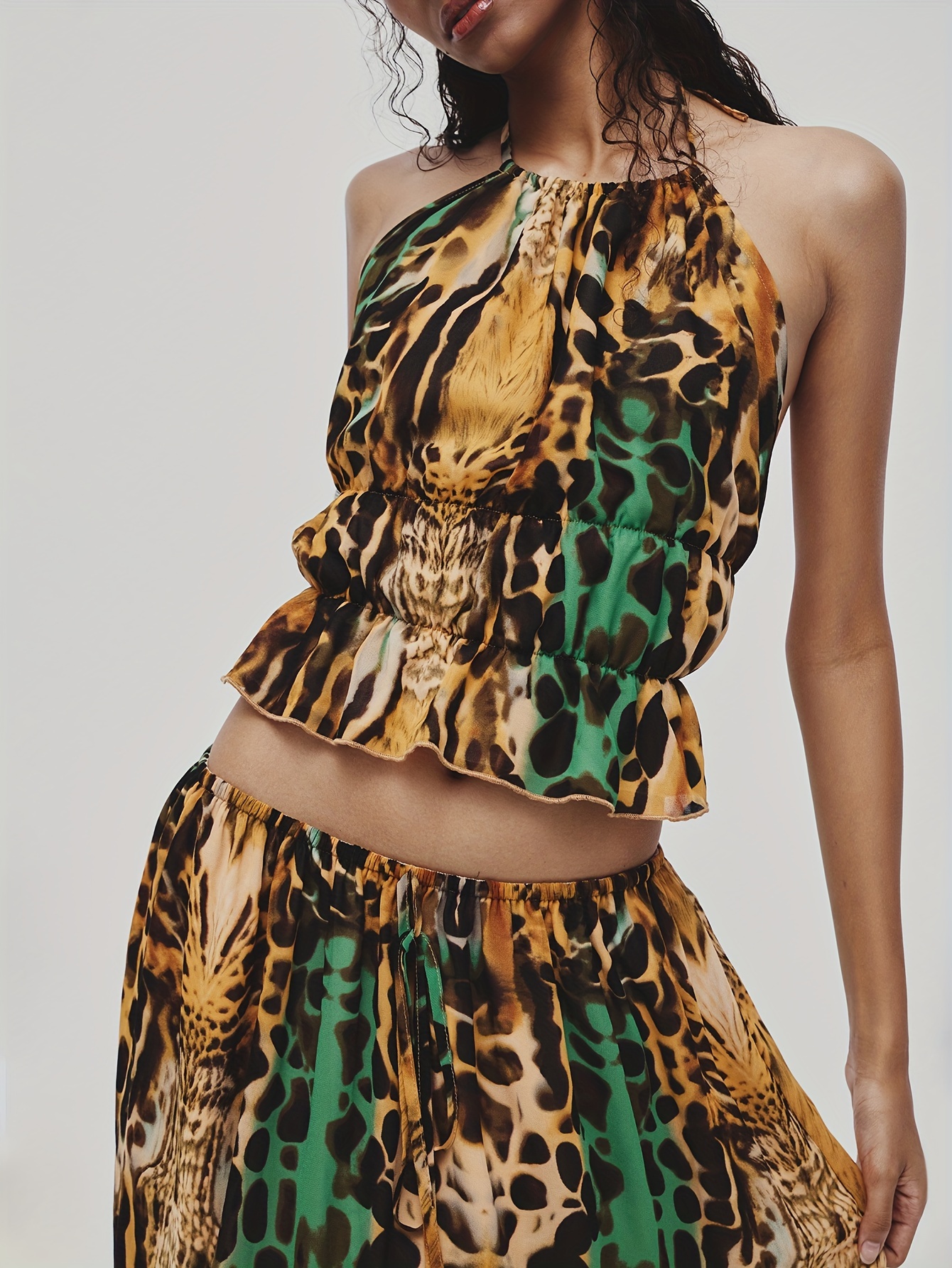 ruffle hem leopard print crop top