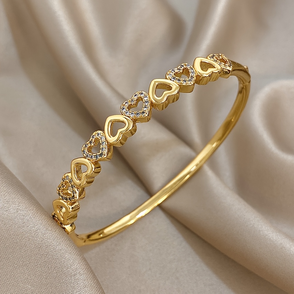 Elegant Thin Bangle Bracelet Featuring a Romantic Love Heart Design, Suitable for Both Men And Women. This Synthetic Synthetic Synthetic Zircon​​ Bracelet Is Perfect for Daily Wear, Parties, Christmas, And Birthday Gifts